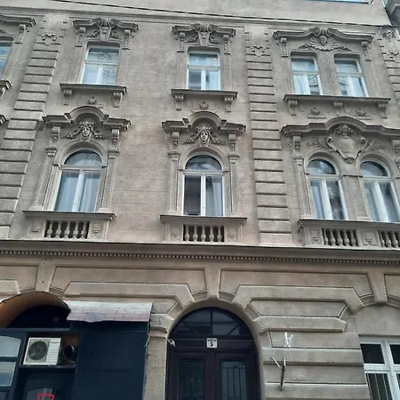 Angel Basilica * Будапешт